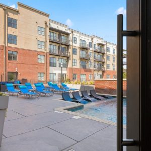 bb2609031-1067