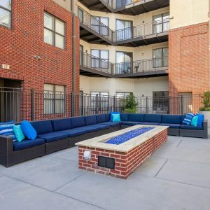 bb2609031-1072